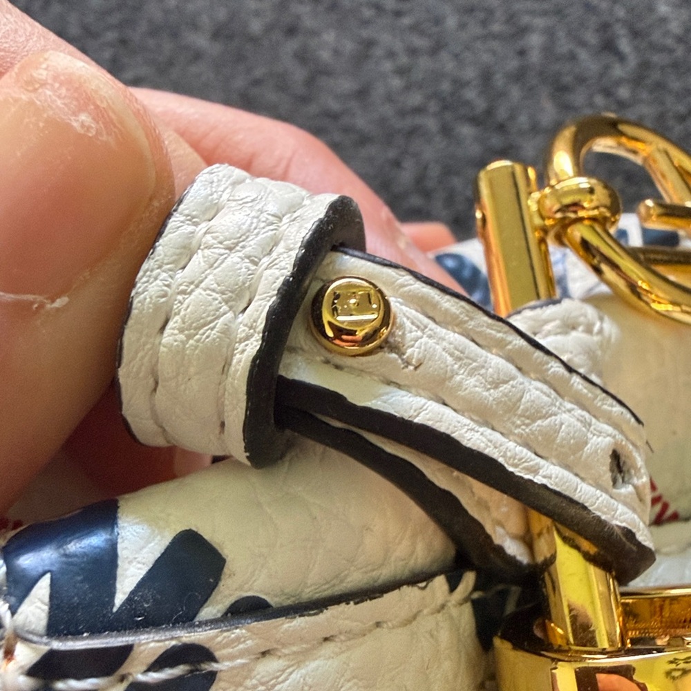 Fendi Mon Tresor mini bucket bag - Picture 8 of 15